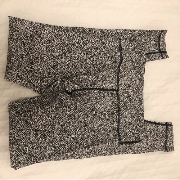 Lululemon Wunder Under Pant Sz 4 - Picture 3 of 4